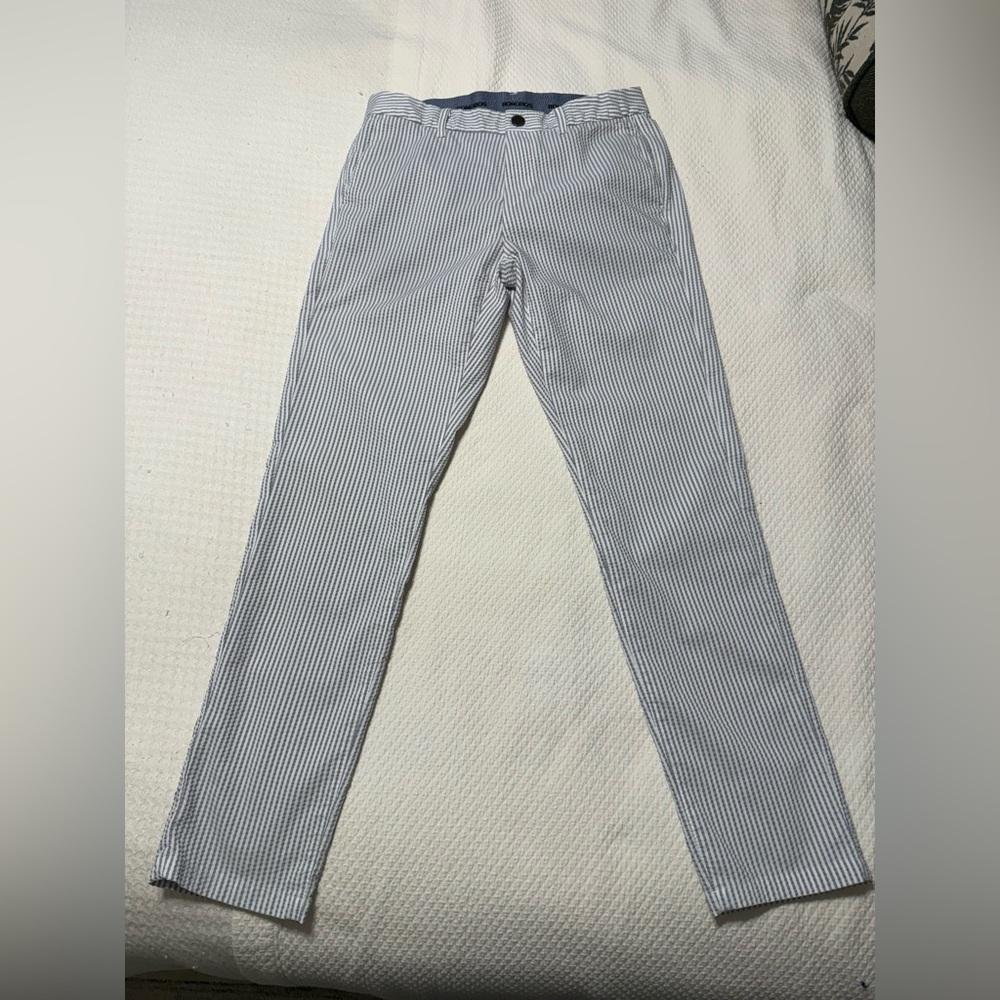 Bonobos | Performance Seersucker Golf Pant - Picture 4 of 12